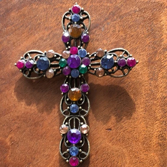 Large Cross Pendant - Picture 7 of 7